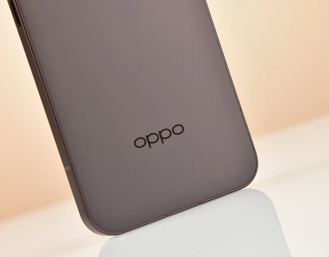 Original OPPO RENO 15 5G Smartphone 6.32 Inch 120Hz Display Dimensity 8450 Camera 200MP Battery 6200mAh CN Version Mobile Phone - Image 11