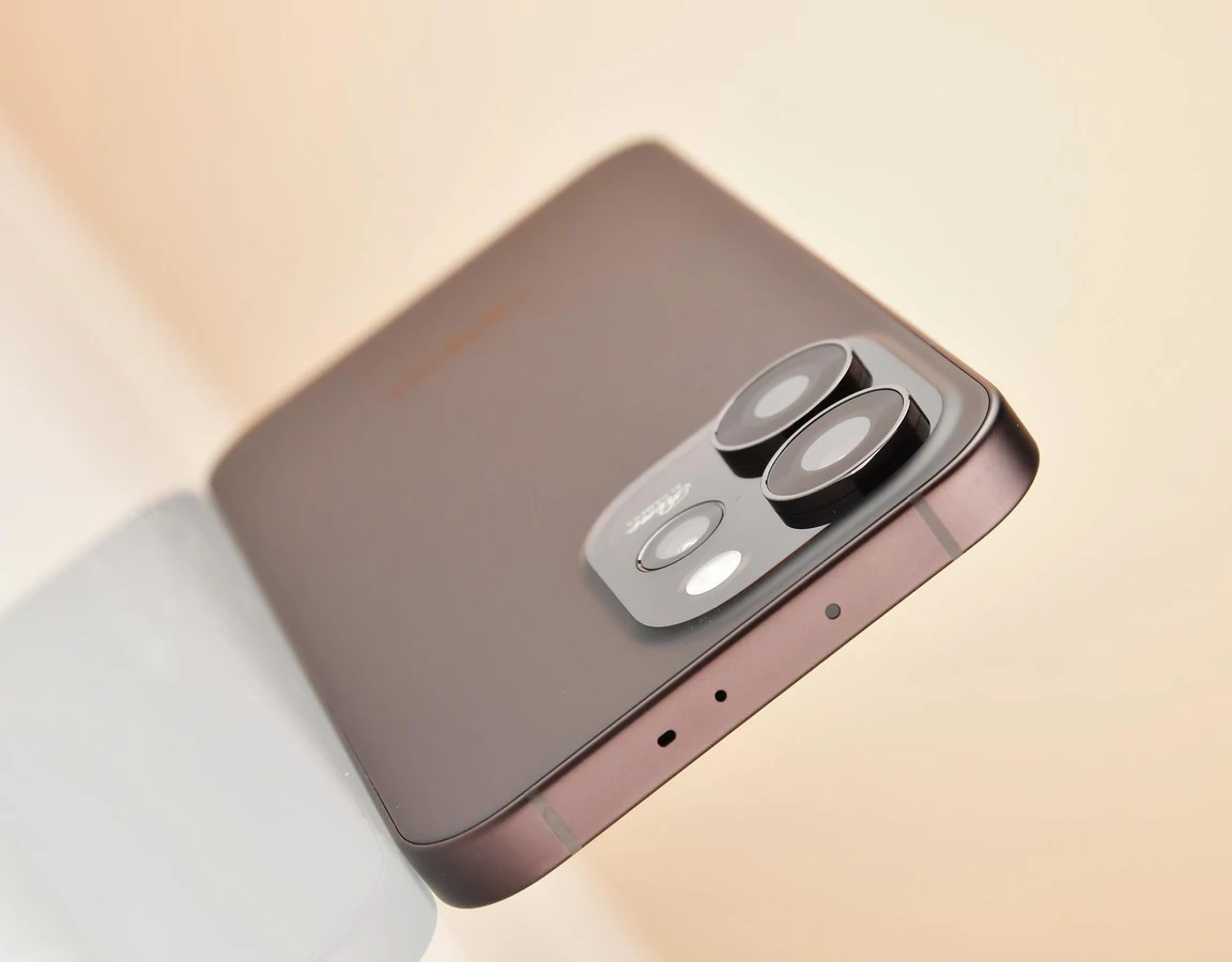 Original OPPO RENO 15 5G Smartphone 6.32 Inch 120Hz Display Dimensity 8450 Camera 200MP Battery 6200mAh CN Version Mobile Phone - Image 8